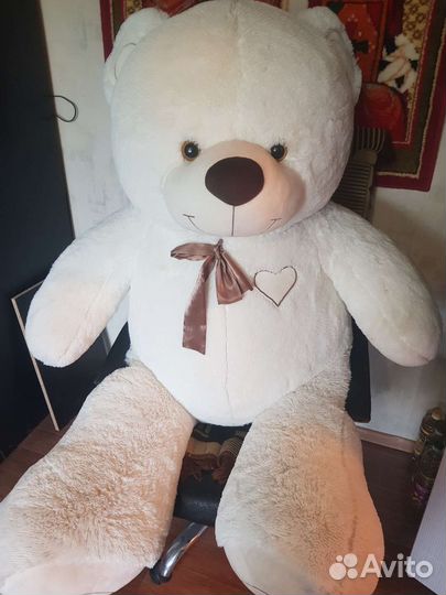 Плюшевый медведь