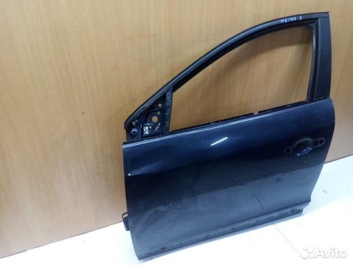 Дверь передняя левая Renault Megane 3 K4M 2008