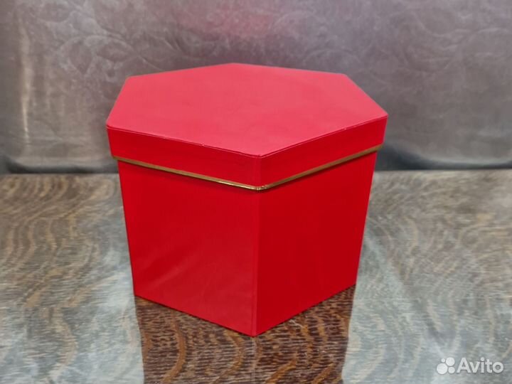 Коробка для подарка