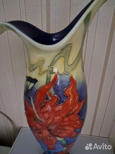 Красивая ваза Англия