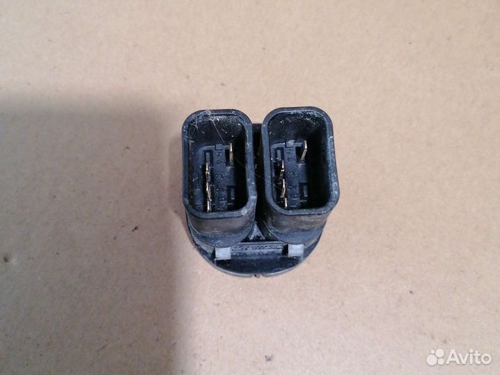 Кнопки стеклоподъемников форд фьюжен /фиеста