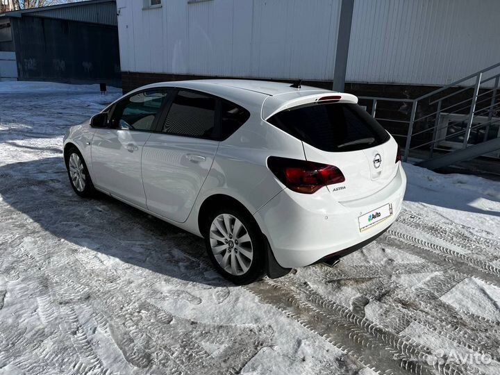 Opel Astra 1.6 AT, 2011, 159 700 км
