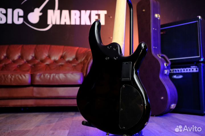 Бас гитара леворукая Cort (Комплект)