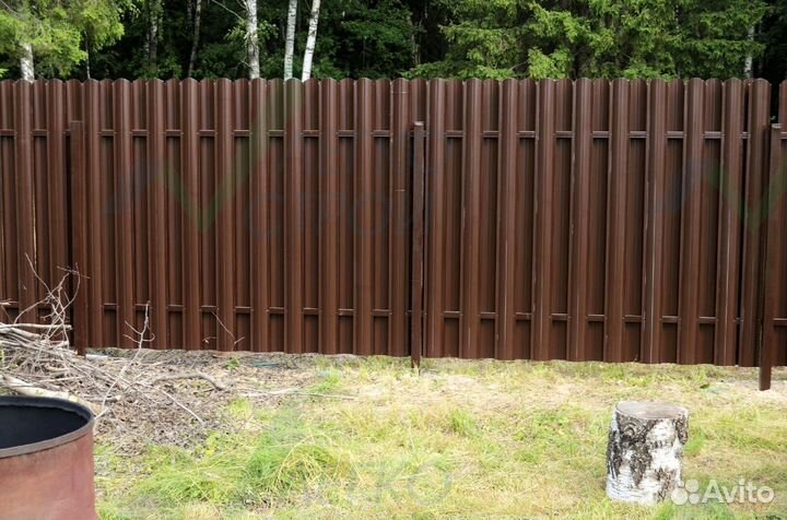 Забор из штакетника