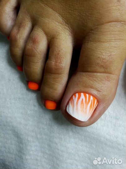 Маникюр