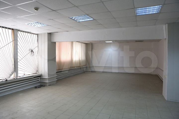 Помещение, 150 м² продаю
