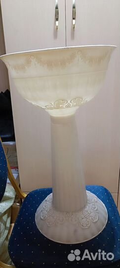 Ваза под цветы напольная пластик