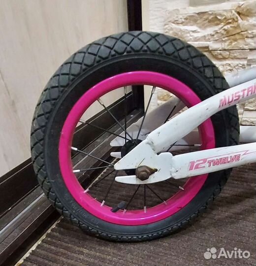 Беговел Mustang