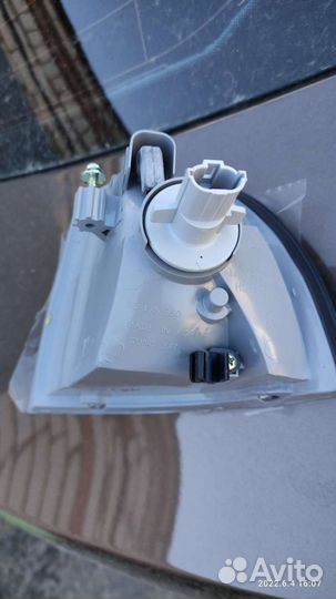 Фонарь поворотника на нексию правый