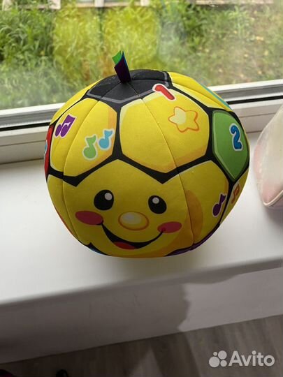 Мяч fisher price музыкальный