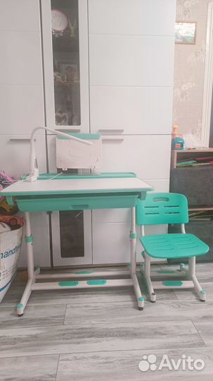 Растущий стол и стул для школьника