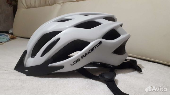 Велошлем взрослый