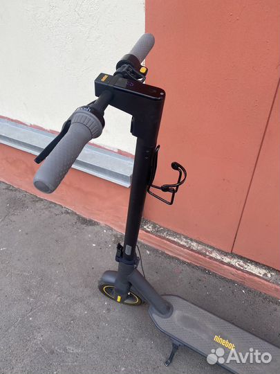 Электросамокат ninebot max g30