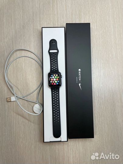 Часы apple watch 3 42mm nike