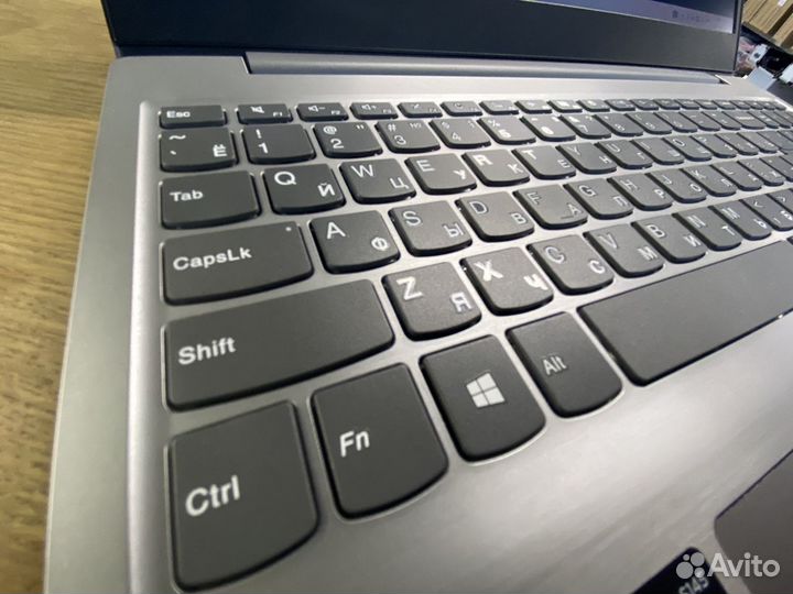 Ноутбук Lenovo s145-15iii Как новый