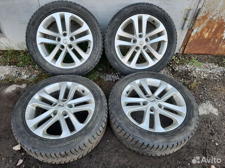 R17 Hankook Winter I'Pike RS W419 215/55, PCD 5x114.3 DIA 66.1