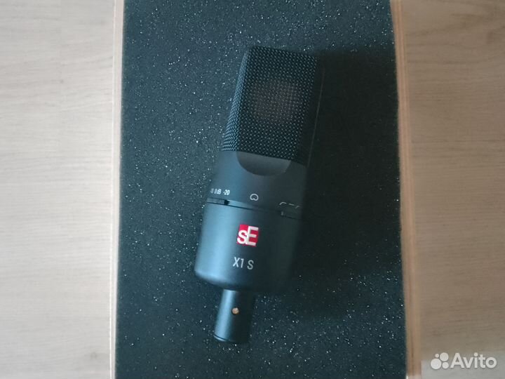 Студийный микрофон SE Electronics x1s