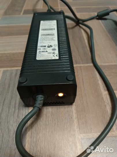 Xbox 360 на запчасти
