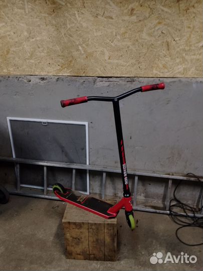 Трюковой самокат