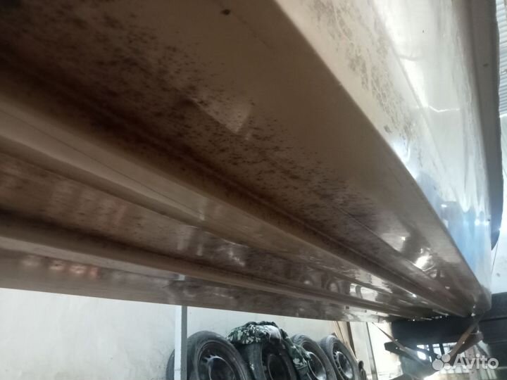 Лодка с мотором