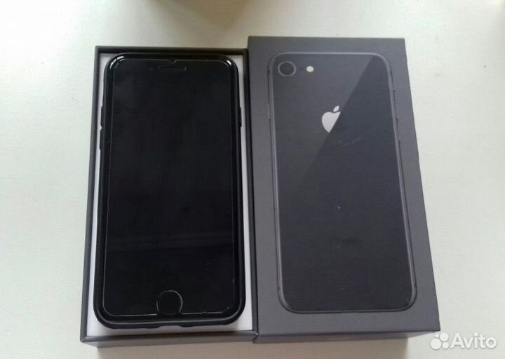 iPhone 8 на Гарантии