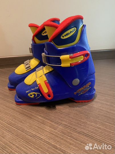 Детские горнолыжные ботинки