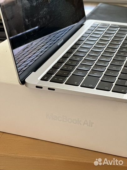 Apple Macbook Air 2020 13 256 GB