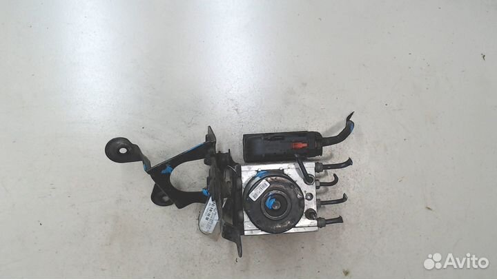 Блок абс, насос Skoda Yeti, 2010