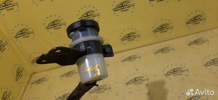 Бачок главного цилиндра сцепления Kia Ceed 1 ED