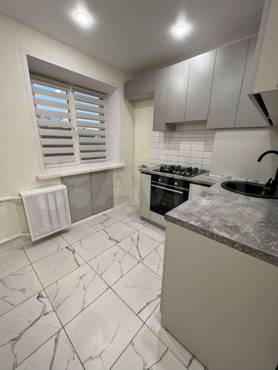 2-к. квартира, 43 м², 2/5 эт.