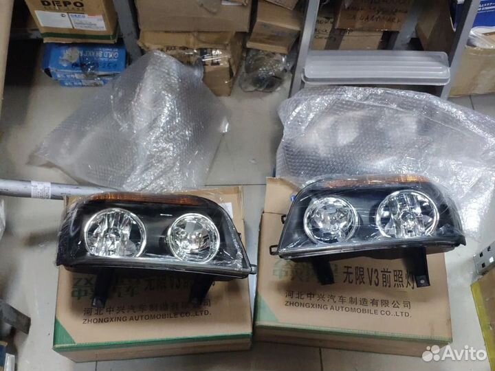 Фара левая+правая лэндмарк Landmark