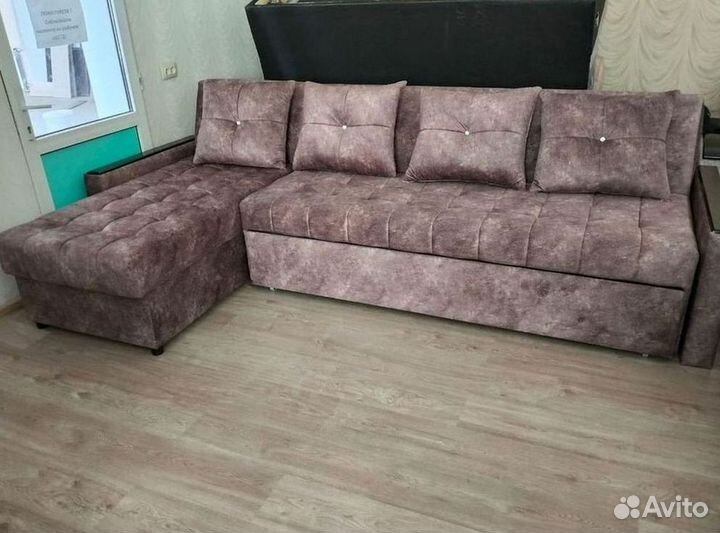 Угловой диван в наличии не б/у