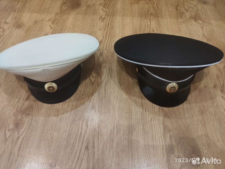 Мужская шапка