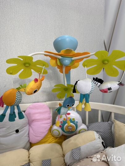 Карусель на кроватку tiny love