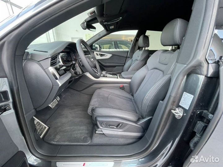 Audi Q8 3.0 AT, 2023