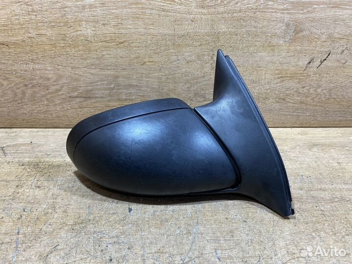 Зеркало правое Opel Omega B Арт. 7720849