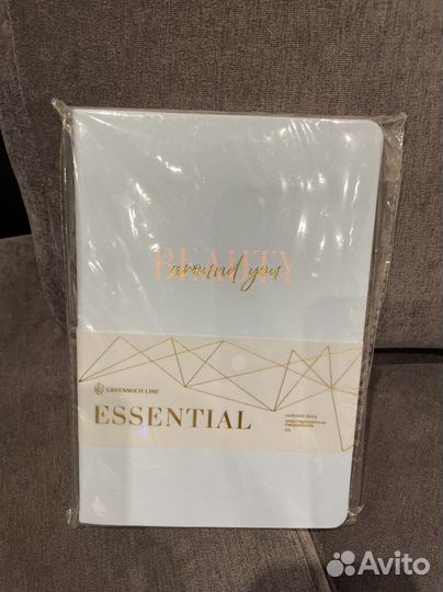 Блокнот Essential новый