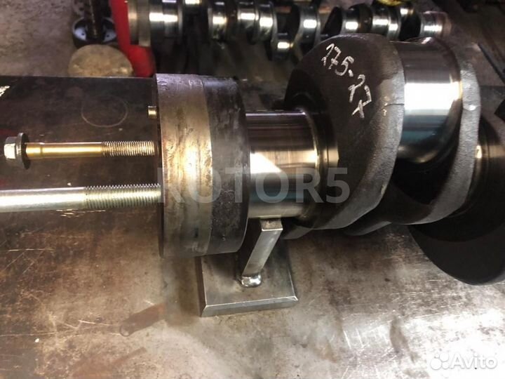 Коленвал DAF 95 2 (XF) 2006