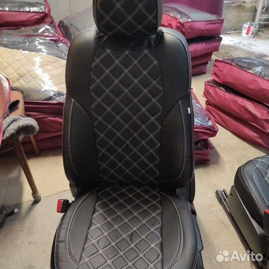 Автомобильные чехлы из эко кожи ромбик