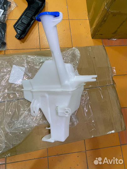 Бачок стеклоомывателя Kia Rio 2010-2017