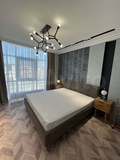 2-к. квартира, 55 м², 8/16 эт.