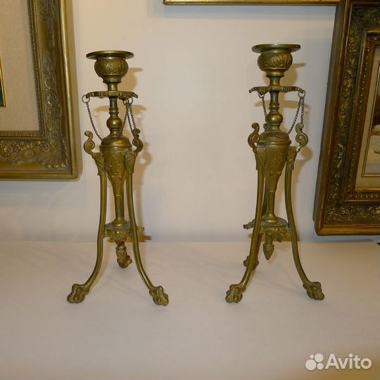 Пара бронзовых подсвечников 19 в