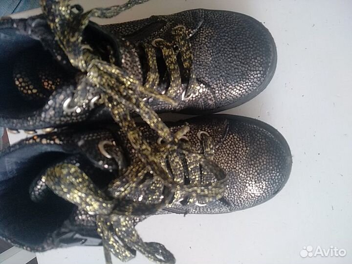 Ботинки минимен для девочки