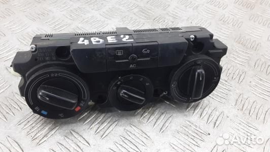 Блок управления печки и климат-контроля skoda octa