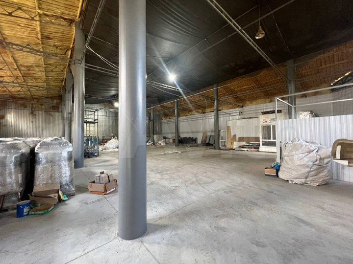 Склад, производство 1300 м²
