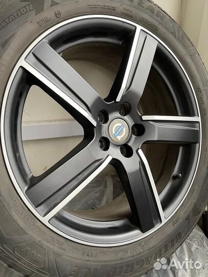 Оригинальные Volvo XC60 R-design Зимние колеса