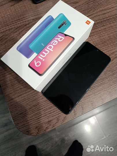 Смартфон Xiaomi Redmi 9