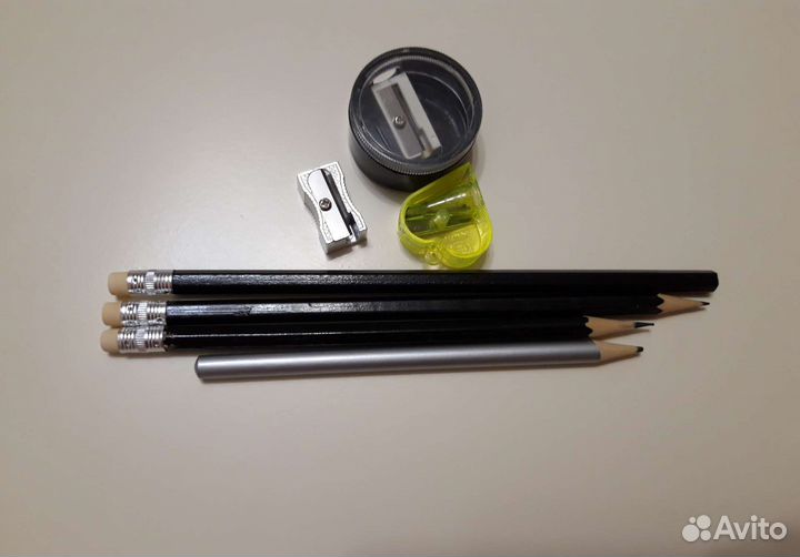 Канцелярские принадлежности