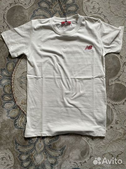 Футболка мужская new balance