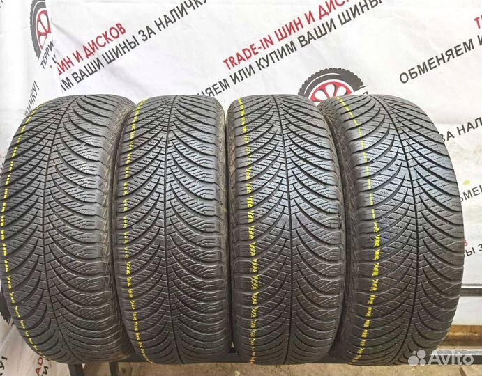 Goodyear Vector 4Seasons Gen-2 215/60 R17 96R